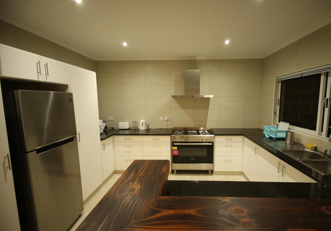 Riverside Residence - Beau Vallon Бо Валон Екстериор снимка