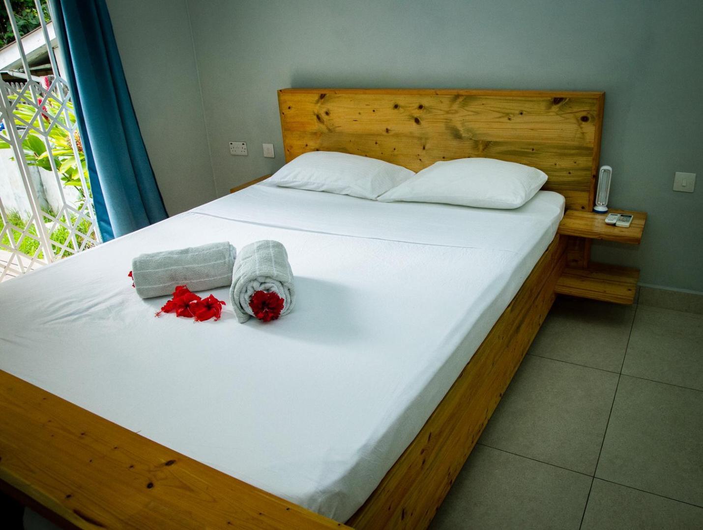Riverside Residence - Beau Vallon Бо Валон Екстериор снимка