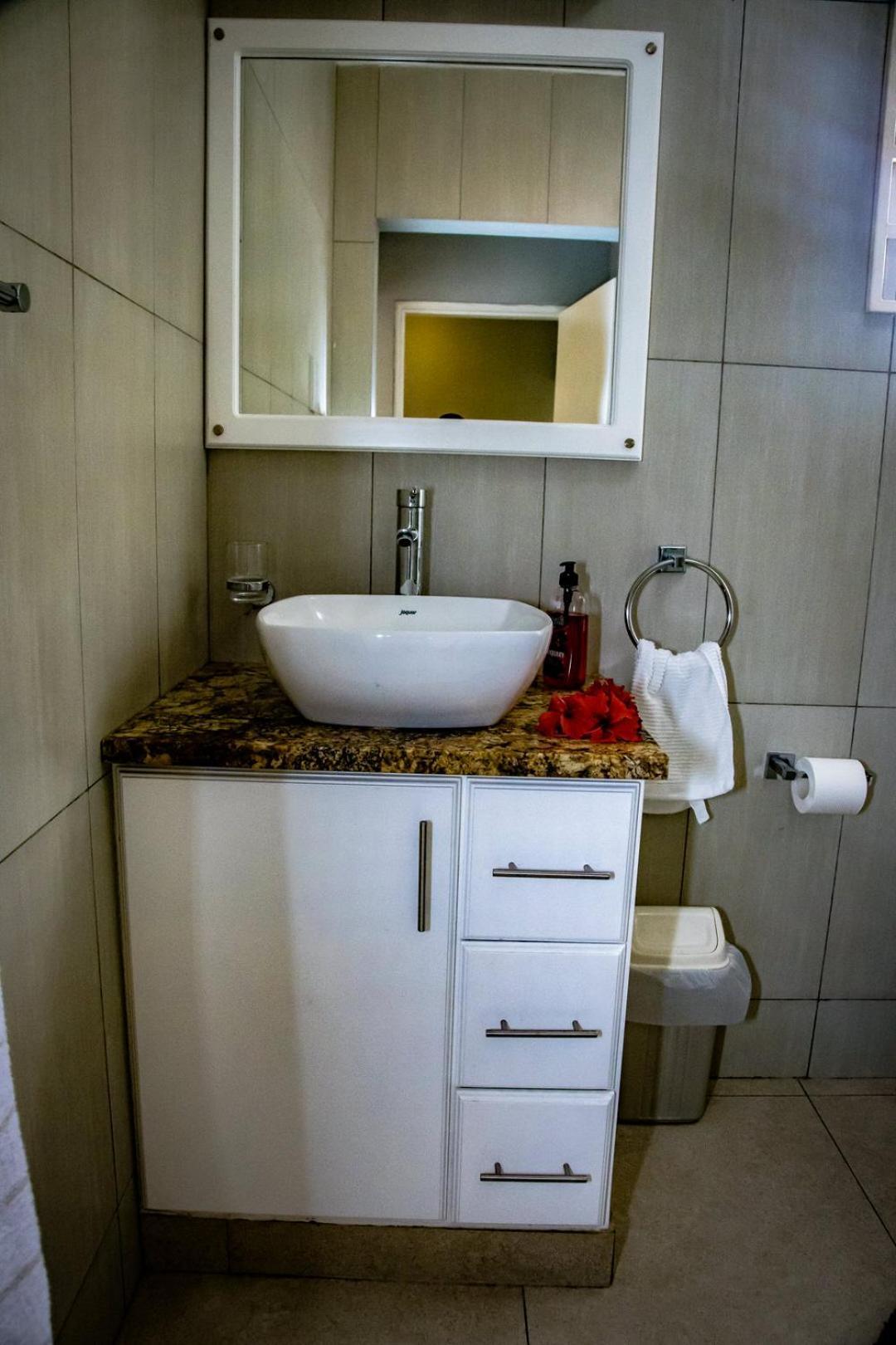 Riverside Residence - Beau Vallon Бо Валон Екстериор снимка