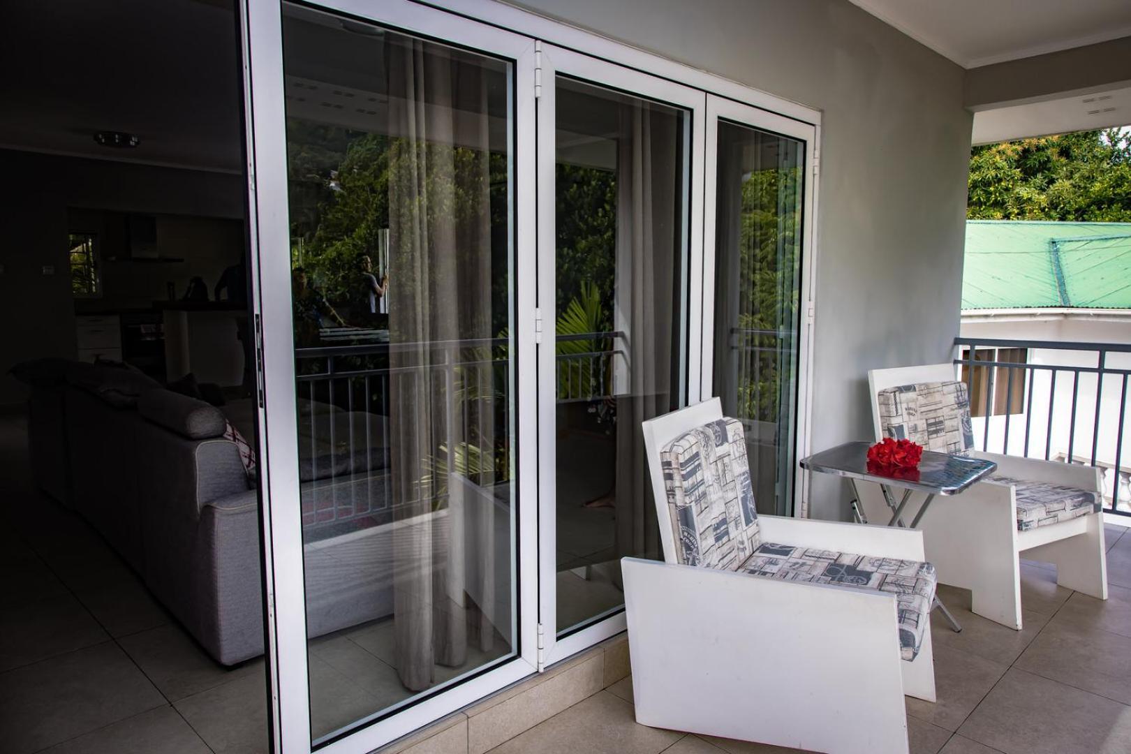 Riverside Residence - Beau Vallon Бо Валон Екстериор снимка