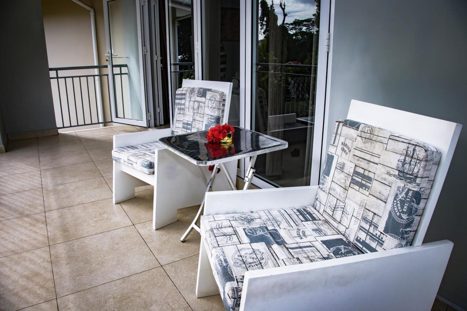 Riverside Residence - Beau Vallon Бо Валон Екстериор снимка